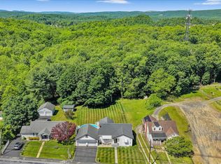 640 Minersville Llewellyn Hwy, Pottsville, PA 17901