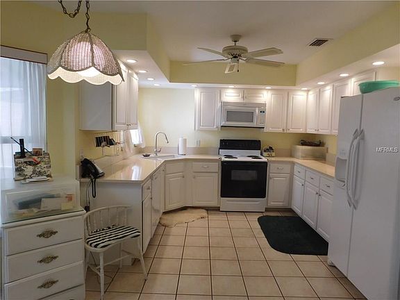 2nd image of 707 Harrington Lake Dr S #15