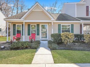 8048 Shadow Oak Dr, North Charleston, SC 29406