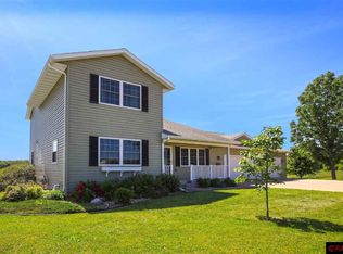 2404 6th St NE, Waseca, MN 56093