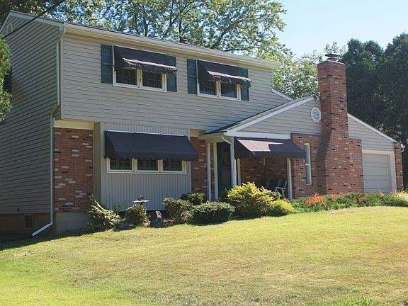 2nd image of 2621 Lamper Ln