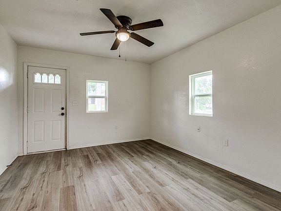 3rd image of 1330 NE 7th St #A