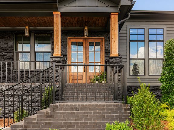 4th image of 3392 Sarah Bee Ln