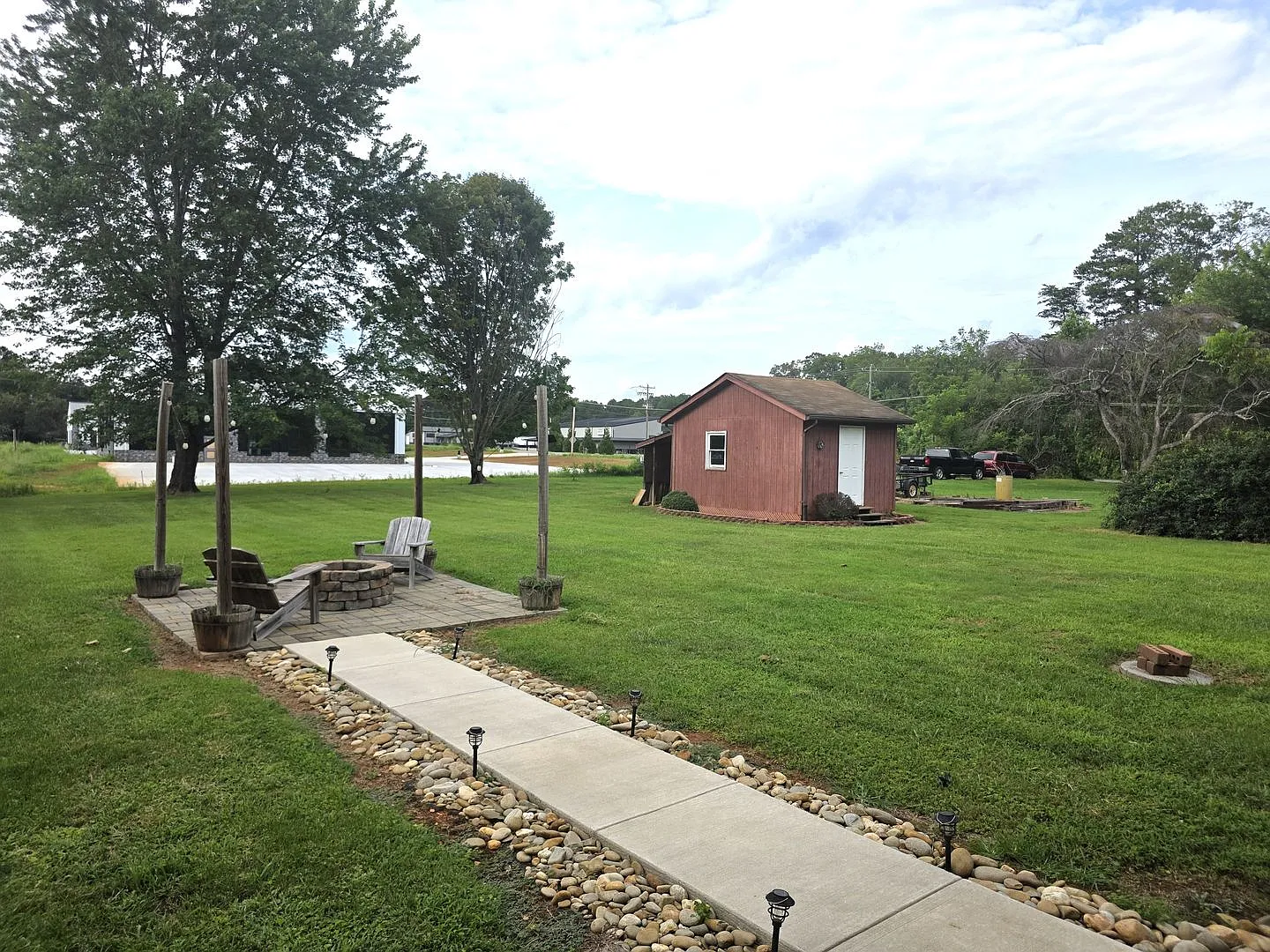 3 Bed 1.5 Bath Dobson, NC — Photo 3