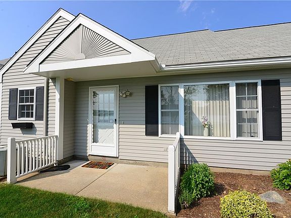 4th image of 720 Putnam Pike APT 802