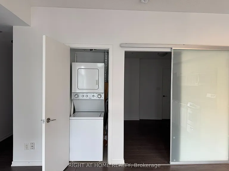68 Abell St #1227 — Photo 4