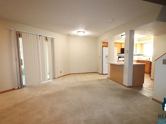 4th image of 616 NW 20th St