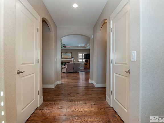 5th image of 1061 Aspen Brook Ln