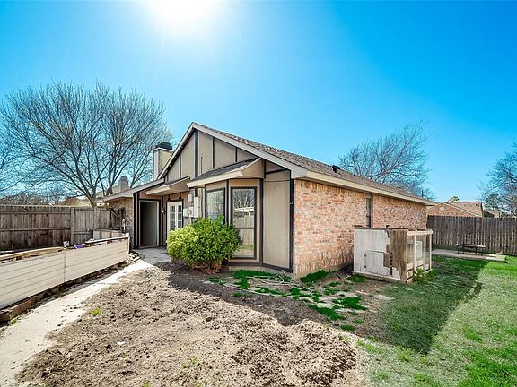5th image of 4618 Monterrey Dr