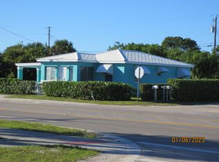 8315 SE Bridge Rd, Hobe Sound, FL 33455