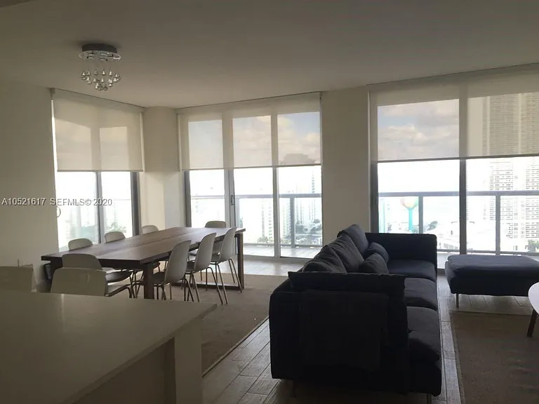 2600 E Hallandale Beach Blvd #2202 — Photo 3