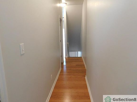 5th image of 2051 W Tioga St