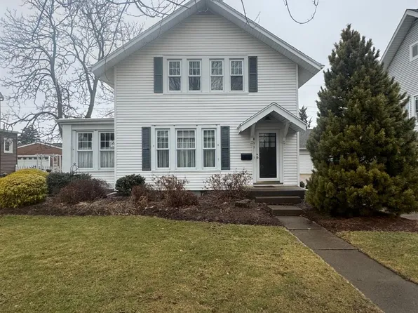 411 42nd St, Sandusky, OH 44870