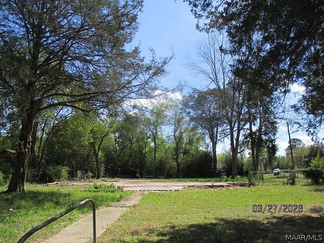 1st image of 2304 Overhill Rd