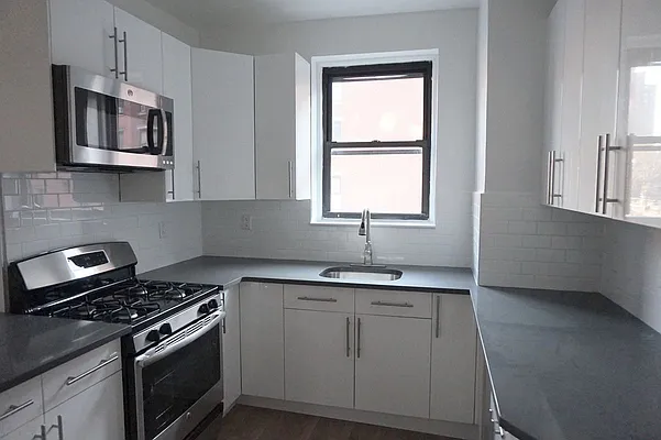 Rented by M.Woods & Associates | media 15