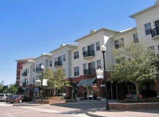 9715 Lake Jasmine Dr, Tampa, FL 33626