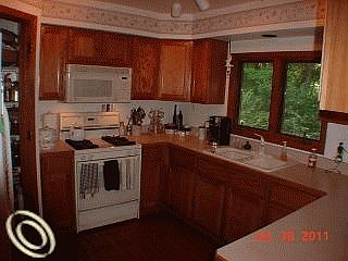 2nd image of 5329 Greenview Dr