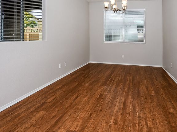 5th image of 928 Aspen Cliff Dr