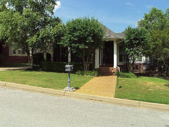 1st image of 496 Exbury Dr