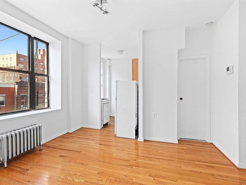 1st image of 311 E 3rd St APT 32