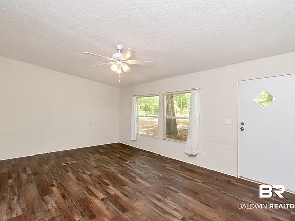 5th image of 15824 Pine Grove Road Ext