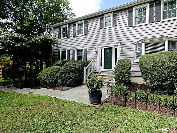 4th image of 47 Fox Run Road
