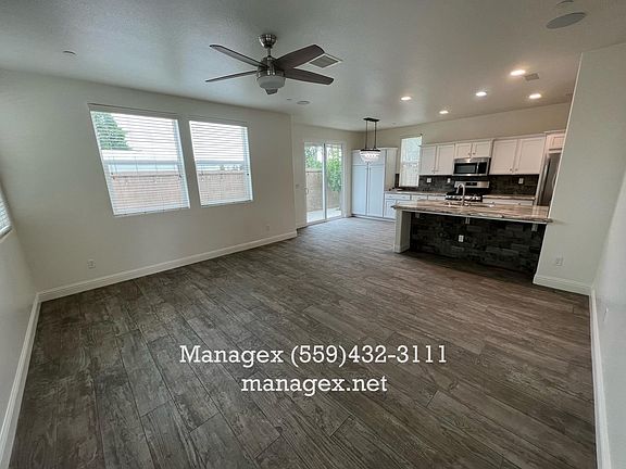 3rd image of 3798 Savant Ln