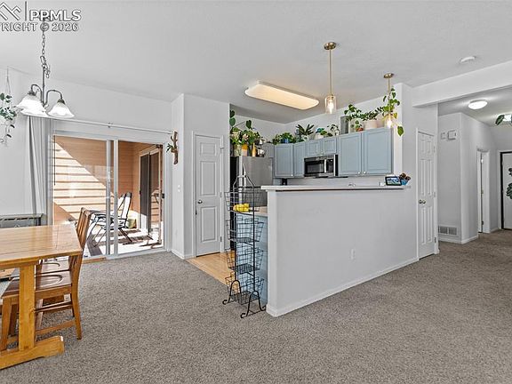 4th image of 1563 Monterey Rd APT B