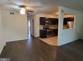 3882 Linden Ave #B, Philadelphia, PA 19114