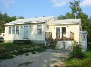 46 Clark Rd, Londonderry, NH 03053