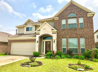 5446 Peppermint Ln, Baytown, TX 77521