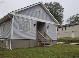 9169 Jefferson St, Commerce, GA 30529