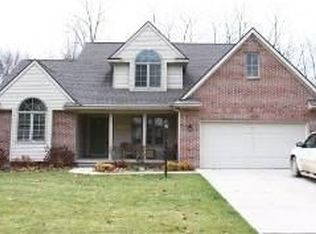 1111 Elk Run, Howell, MI 48843