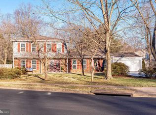 9216 Arabian Ave, Vienna, VA 22182