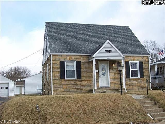 1st image of 2220 Hazel Ave