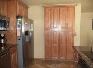 4185 W Pinecrest Cir, Las Vegas, NV 89121