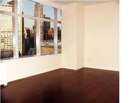 Rented by Evans Real Estate | media 4
