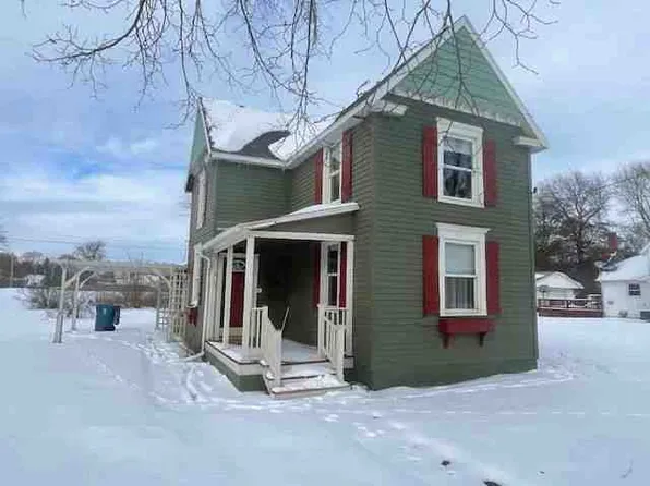 802 E Main St, Hoopeston, IL 60942