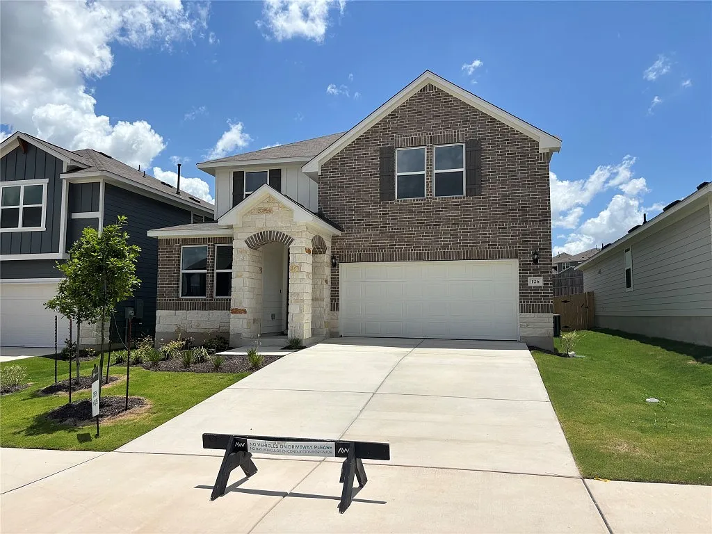 126 Brislecone Pass — Photo 1