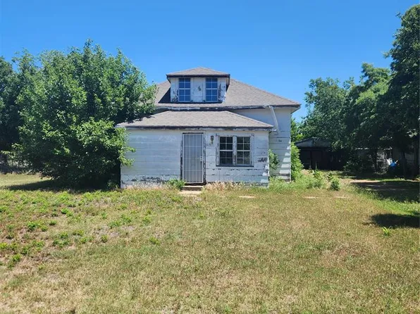 1116 D St, Snyder, OK 73566