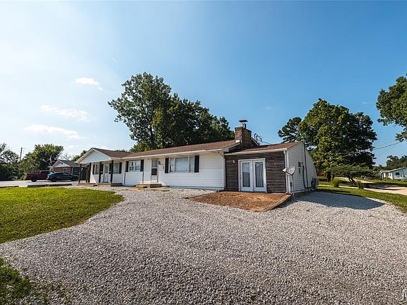 2nd image of 3741 Highway 30