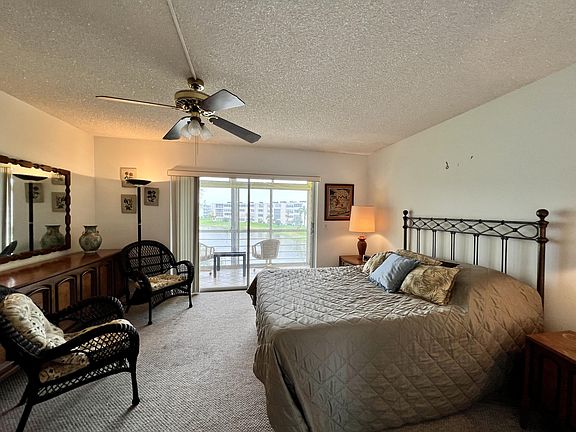 4th image of 304 Wellington Cir E #F