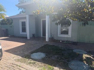 5928 Papaya Rd, West Palm Beach, FL 33413