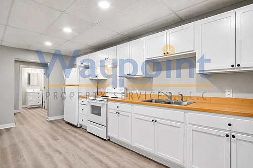 184 Superior St Photo 1