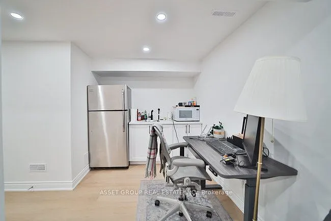 2378 Dalebrook Dr — Photo 25