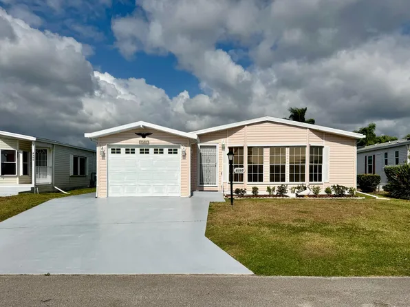 8395 Delphinium Court, Port St Lucie, FL 34952