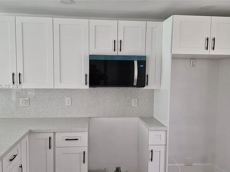 6050 NW 64th Ave #105 — Photo 3