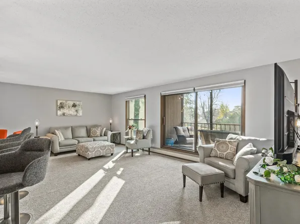 9700 Portland Ave S Unit 239, Bloomington, MN 55420