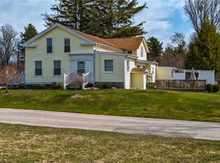 724 Whitney Rd, Conneaut, OH 44030