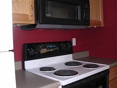 5th image of 7190 Stonehurst Dr